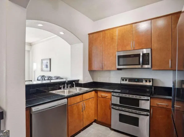 3445 Stratford Rd NE APT 2206, Atlanta, GA 30326