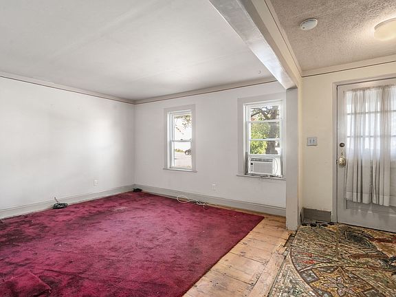 3rd image of 29 River St