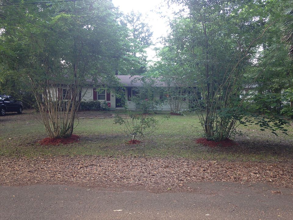 2nd image of 26520 NW 2nd Ave