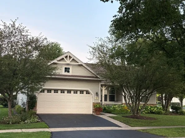 13041 Bull Ridge Dr, Huntley, IL 60142
