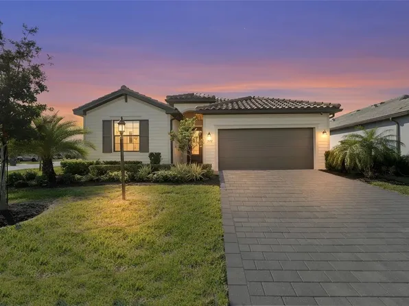 5107 Coral Reef Way, Bradenton, FL 34211