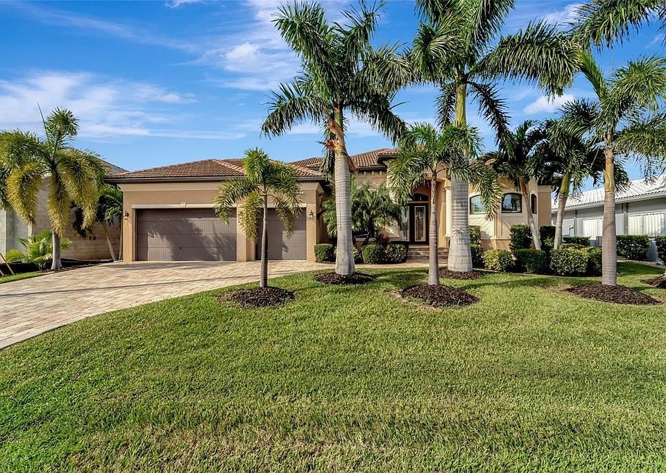1st image of 458 Panarea Dr