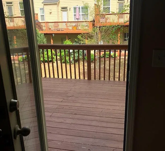 3705 Lambert Ln NE — Photo 28
