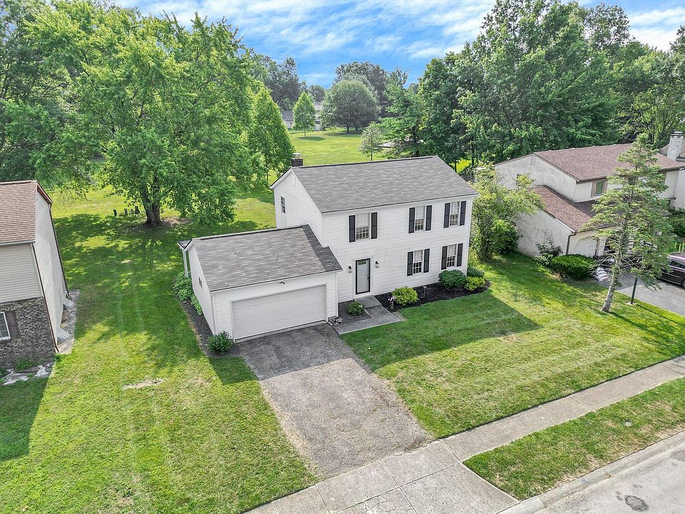 1st image of 220 Parkview Dr
