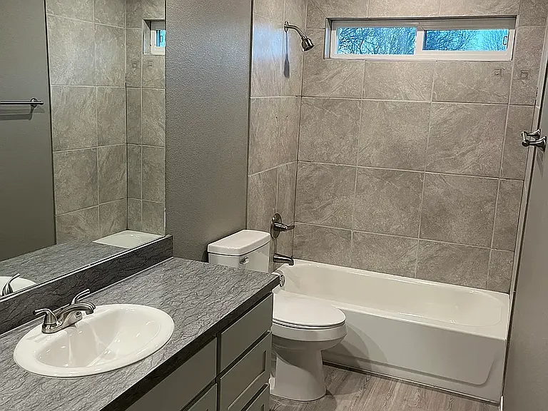 233 Clore Rd #A — Photo 5