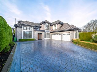 8591 Fairhurst Rd, Richmond, BC V7C 1Y7