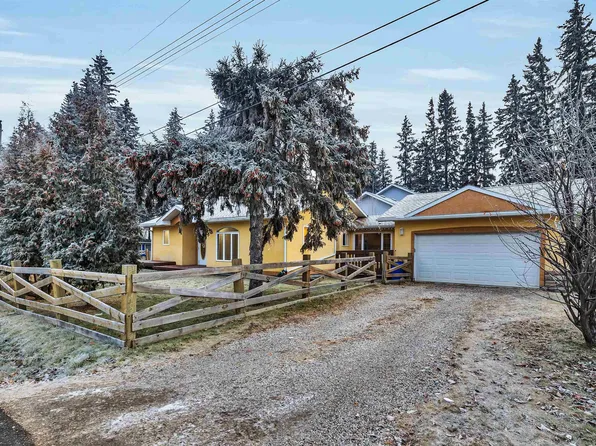 5220 47a Ave, Alberta Beach, AB T0E 0A0