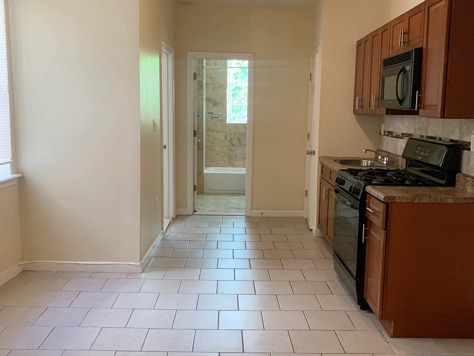 411 Myrtle Avenue — Photo 4