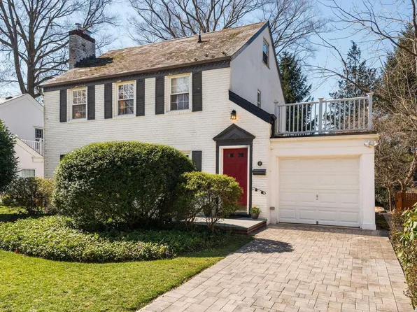 41 Oxford Road, Manhasset, NY 11030