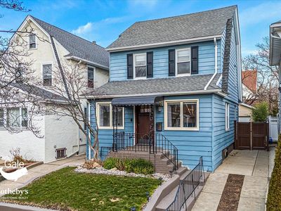 7217 Kessel St, Flushing, NY, 11375