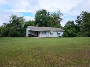 215 McDonald Chapel Rd, Collins, MS 39428