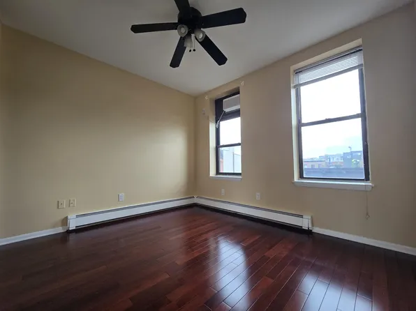 809 Park Ave #5R, Hoboken, NJ 07030