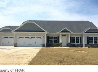 508 Sage Meadow Ct, Hope Mills, NC 28348