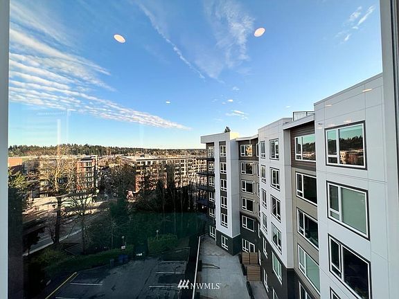 3rd image of 11903 NE 128th St #607