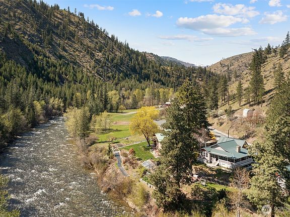 2nd image of 8831 Entiat River Road
