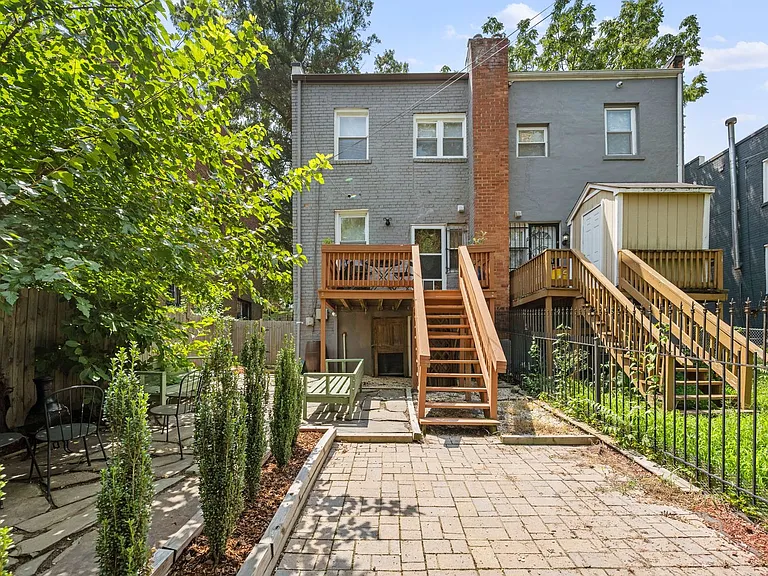 4230 Edson Pl NE — Photo 16