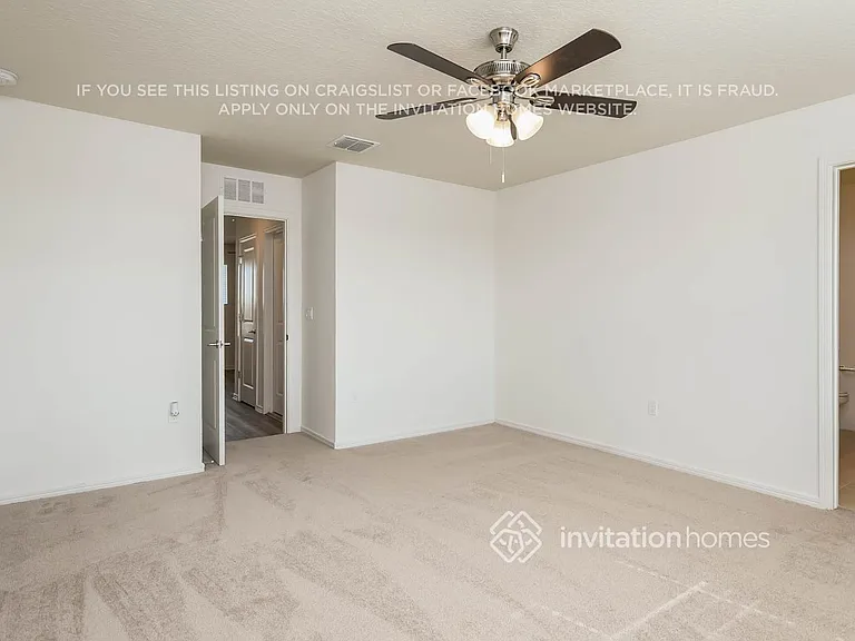 2181 Calm Night St — Photo 10