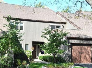 10 Romopock Ct, Mahwah Twp., NJ 07430