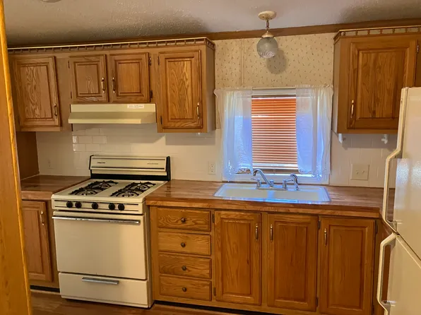 283 N County Rd E, Anderson, IN 46017