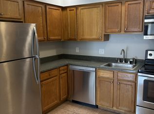 909 S Priest Dr APT 10, Tempe, AZ 85281