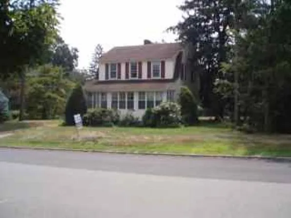 128 Riverdale Rd, Pompton Lakes, NJ 07442