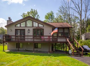 155 Windemere Ln, Lake Ariel, PA 18436