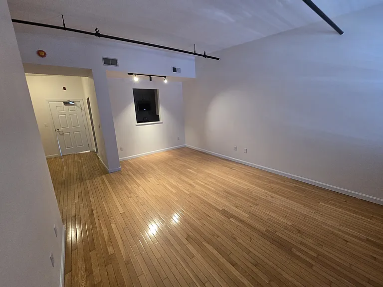 7 Rantoul St #303 — Photo 7