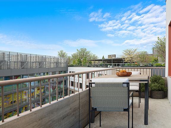 3rd image of 54 Noll St APT 660