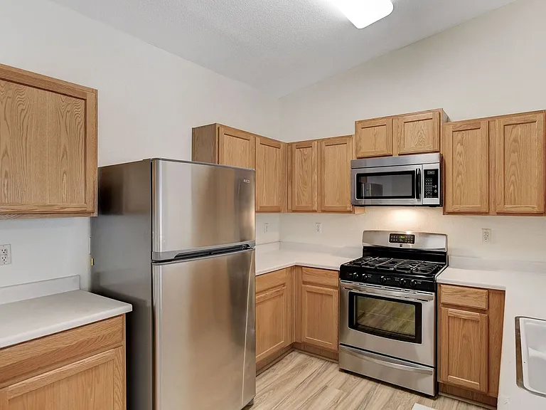 2052 Quarry Ridge St #201 — Photo 8