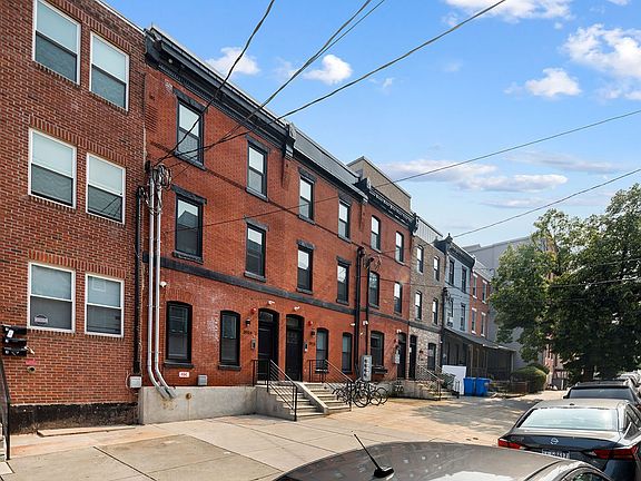 3rd image of 3918-3930 Haverford Ave #3918-05