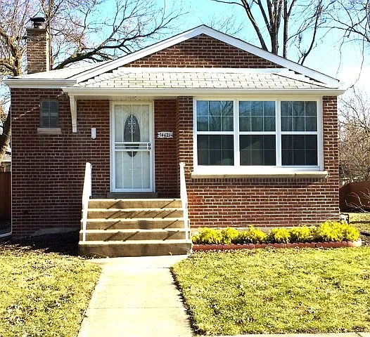 14621 State St photo 1