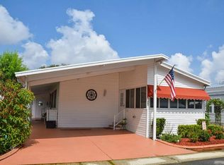 462 Trout Ln, Oldsmar, FL 34677