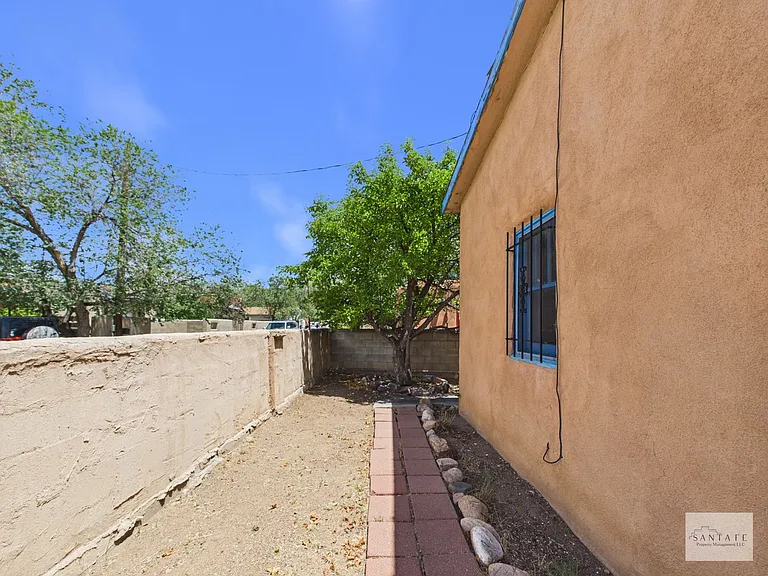 932 Dunlap 937 Lopez — Photo 33