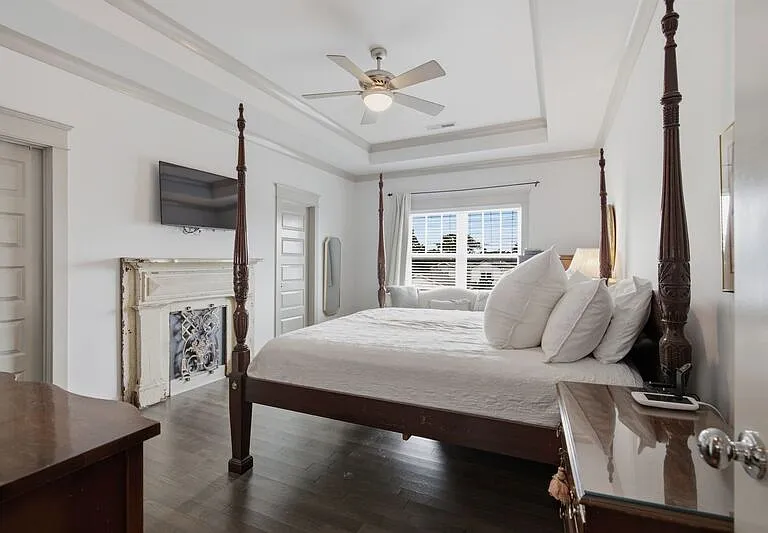 622B Annex Ave — Photo 17