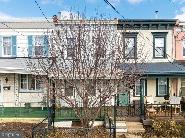 2517 E York St, Philadelphia, PA 19125