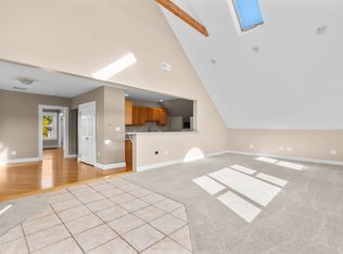 52 Selwyn St #2, Roslindale, MA 02131