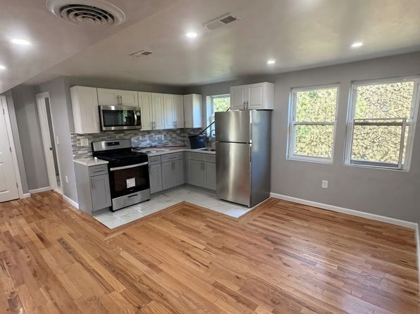 85 Hillside Ave #A2