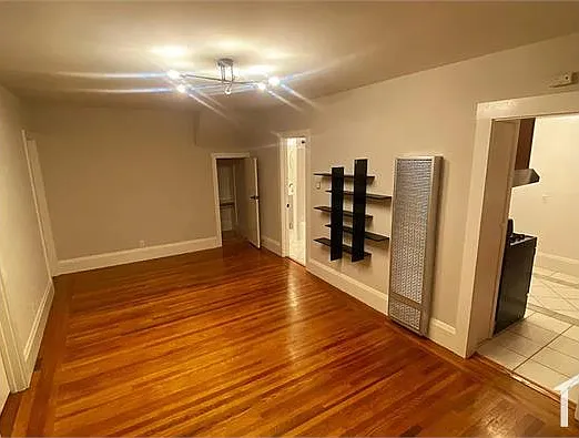 315 E 15th St #315 — Photo 1