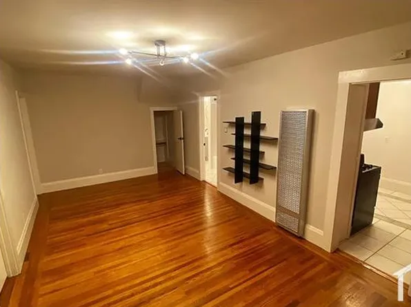 315 E 15th St #315, Oakland, CA 94606