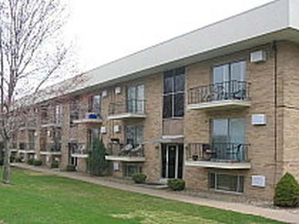 HC, 319 Hillcrest Dr #Hc313a, Ashland, OH 44805