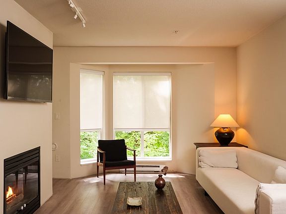2nd image of 9979 140th St #324
