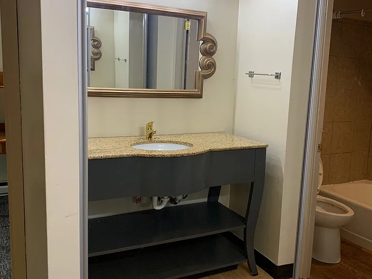 200 Highland Ave #101 — Photo 12