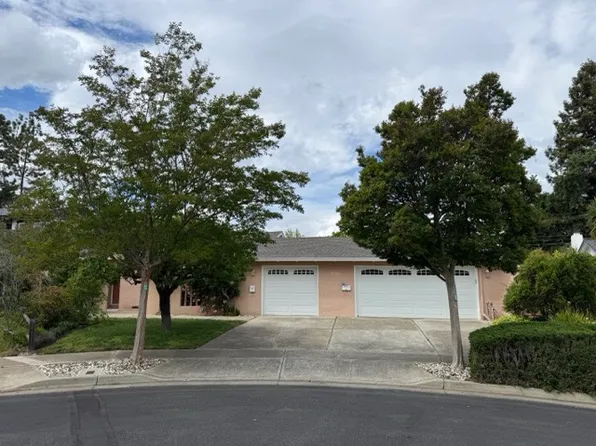 22841 Medina Ln #B, Cupertino, CA 95014