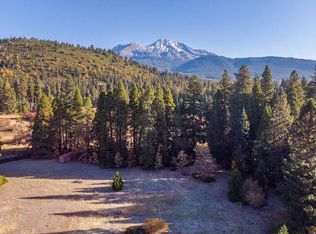 1420 Cedar View Ln, Mount Shasta, CA 96067