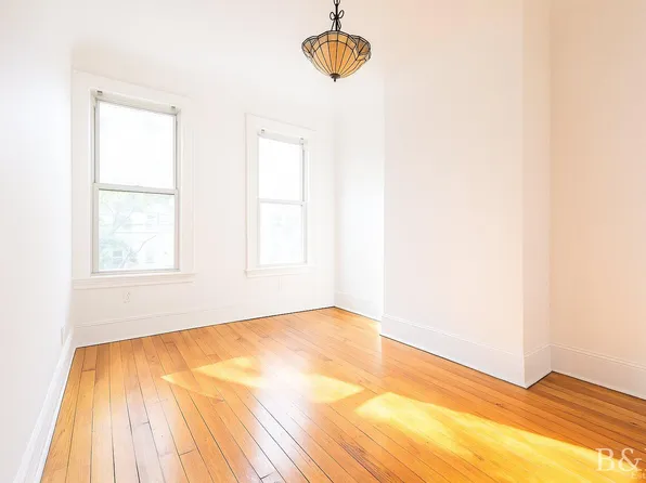 147 Diamond Street image 4 of 21