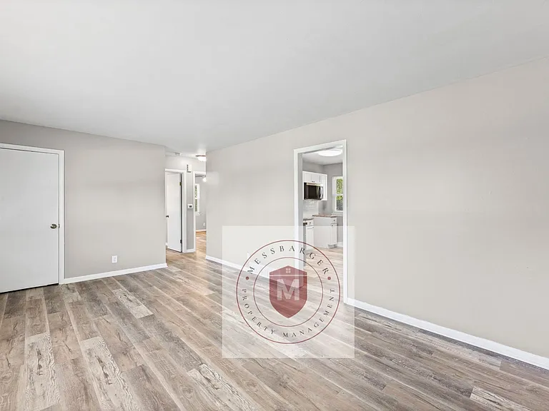 216 Myron Ave #0 — Photo 9