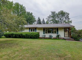 5345 W Donna Dr, Brown Deer, WI 53223