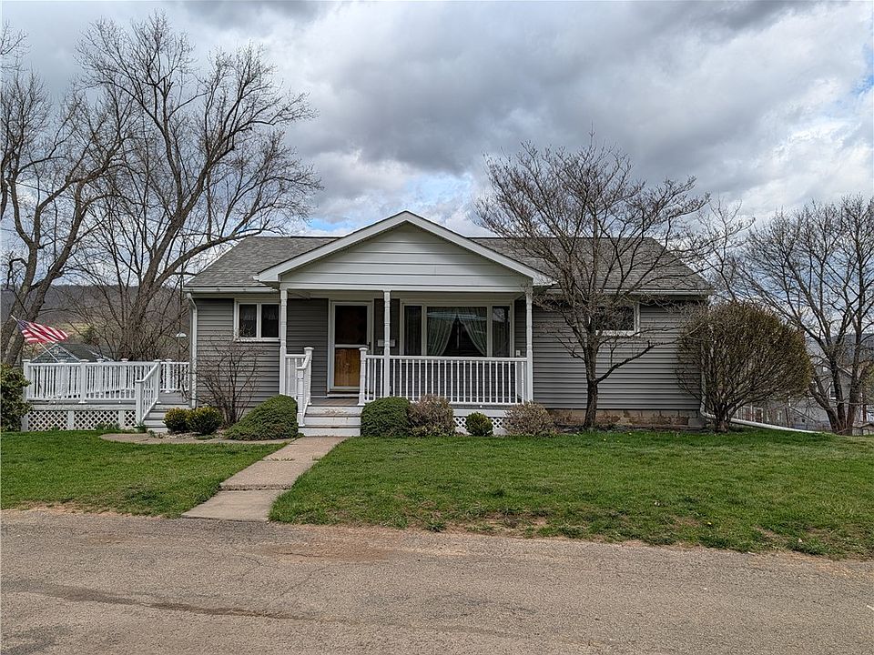 1st image of 43 Chamberlain Ave