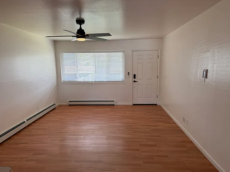 104 Spreckels Ave #104 — Photo 9