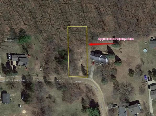 168 Fletcher Dr, Brooklyn, MI 49230